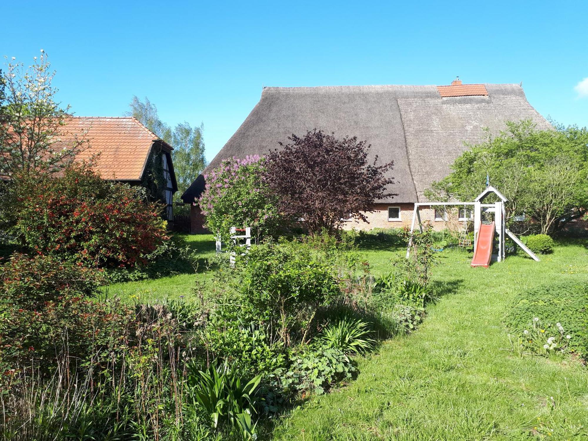 Kleines Paradies Krembz Ngoại thất bức ảnh